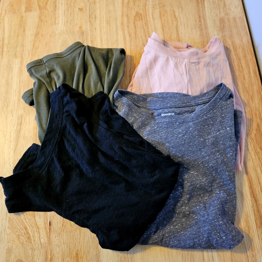 Lot of Women's shirts - 4 Total